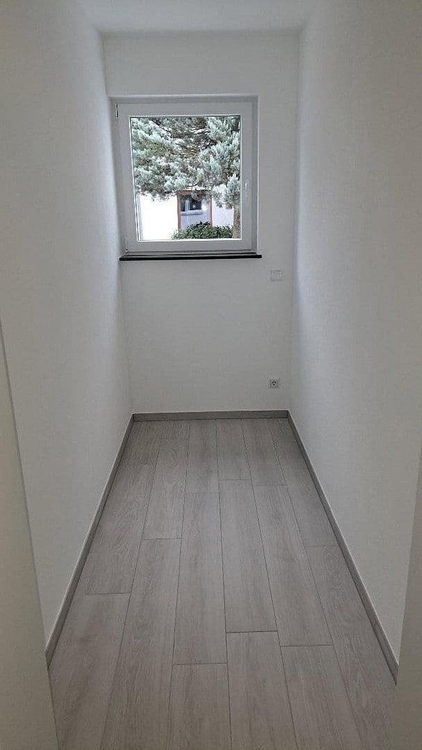 Prenájom bytu 4-izbový 133 m², Kirschenhain 2, Goldbach, Bavorsko Prenájom bytu 4-izbový 133 m², Kirschenhain 2, Goldbach, Bavorsko