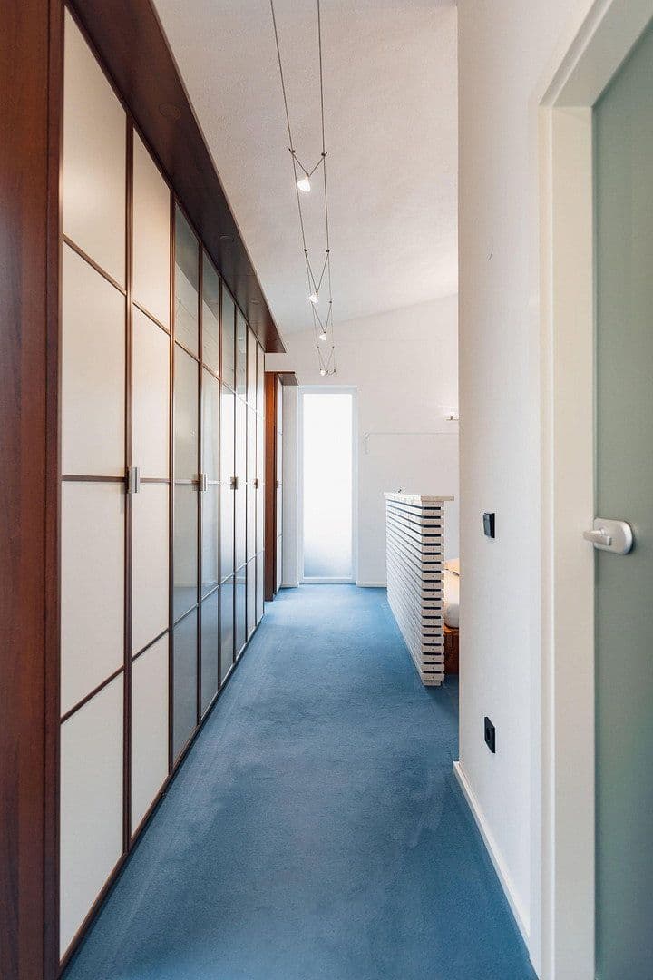 Predaj domu 173 m², pozemek 978 m², Ellwangen (Jagst), Bádensko-Wurttembersko Predaj domu 173 m², pozemek 978 m², Ellwangen (Jagst), Bádensko-Wurttembersko