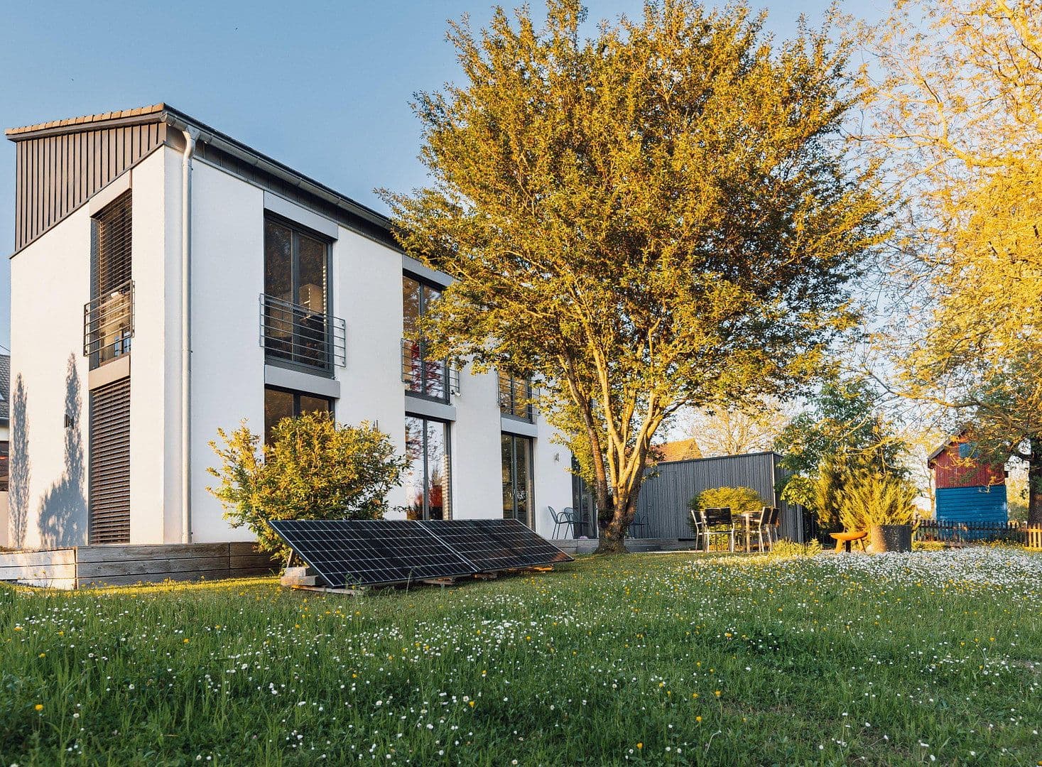 Predaj domu 173 m², pozemek 978 m², Ellwangen (Jagst), Bádensko-Wurttembersko Predaj domu 173 m², pozemek 978 m², Ellwangen (Jagst), Bádensko-Wurttembersko