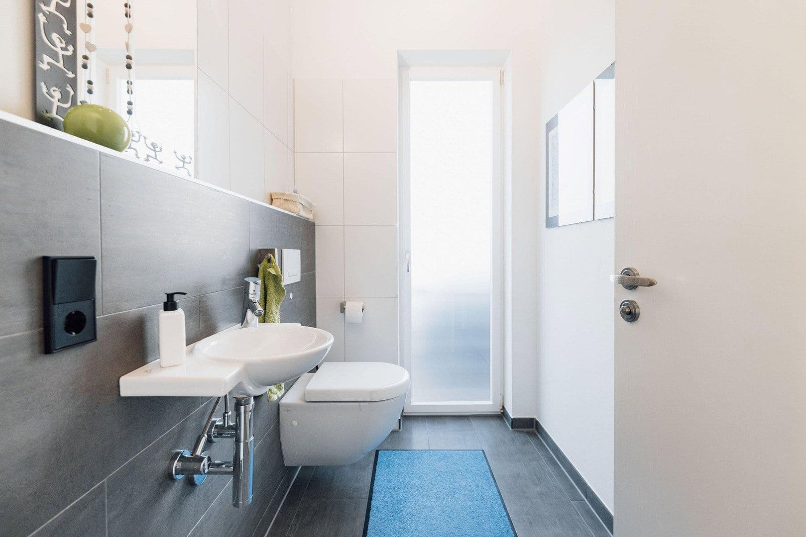 Predaj domu 173 m², pozemek 978 m², Ellwangen (Jagst), Bádensko-Wurttembersko Predaj domu 173 m², pozemek 978 m², Ellwangen (Jagst), Bádensko-Wurttembersko