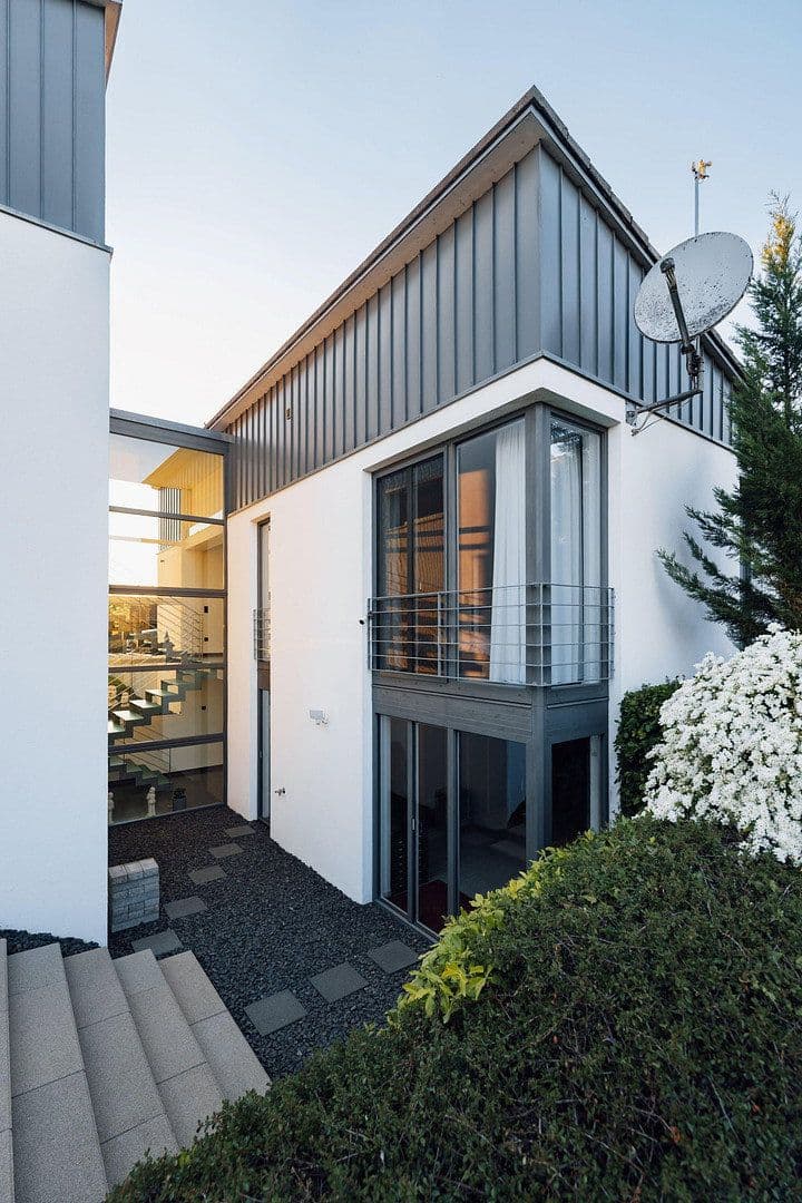 Predaj domu 173 m², pozemek 978 m², Ellwangen (Jagst), Bádensko-Wurttembersko Predaj domu 173 m², pozemek 978 m², Ellwangen (Jagst), Bádensko-Wurttembersko