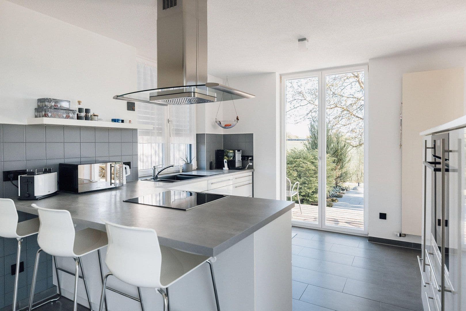 Predaj domu 173 m², pozemek 978 m², Ellwangen (Jagst), Bádensko-Wurttembersko Predaj domu 173 m², pozemek 978 m², Ellwangen (Jagst), Bádensko-Wurttembersko