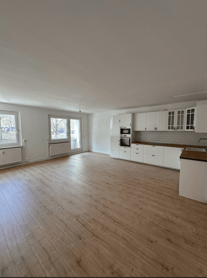 Prenájom bytu 3-izbový 68 m², Faleska-Meinig-Straße 108, Chemnitz, Sasko Prenájom bytu 3-izbový 68 m², Faleska-Meinig-Straße 108, Chemnitz, Sasko