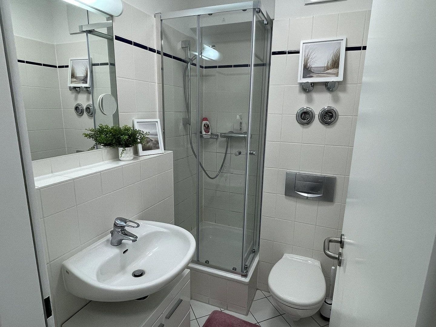 Prenájom bytu 3-izbový 71 m², Kleine Alexanderstraße 7, Berlin, Berlín Prenájom bytu 3-izbový 71 m², Kleine Alexanderstraße 7, Berlin, Berlín