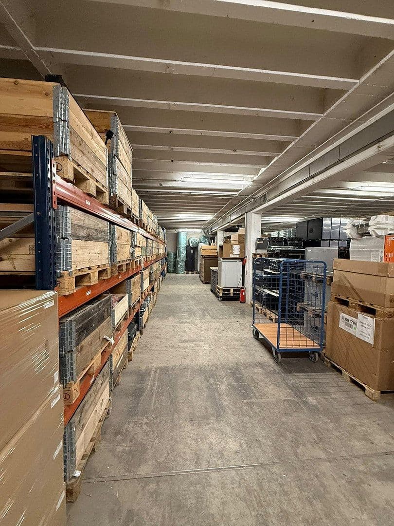 Prenájom nebytového priestoru 980 m², Brendelweg 168, Delmenhorst, Dolné Sasko Prenájom nebytového priestoru 980 m², Brendelweg 168, Delmenhorst, Dolné Sasko