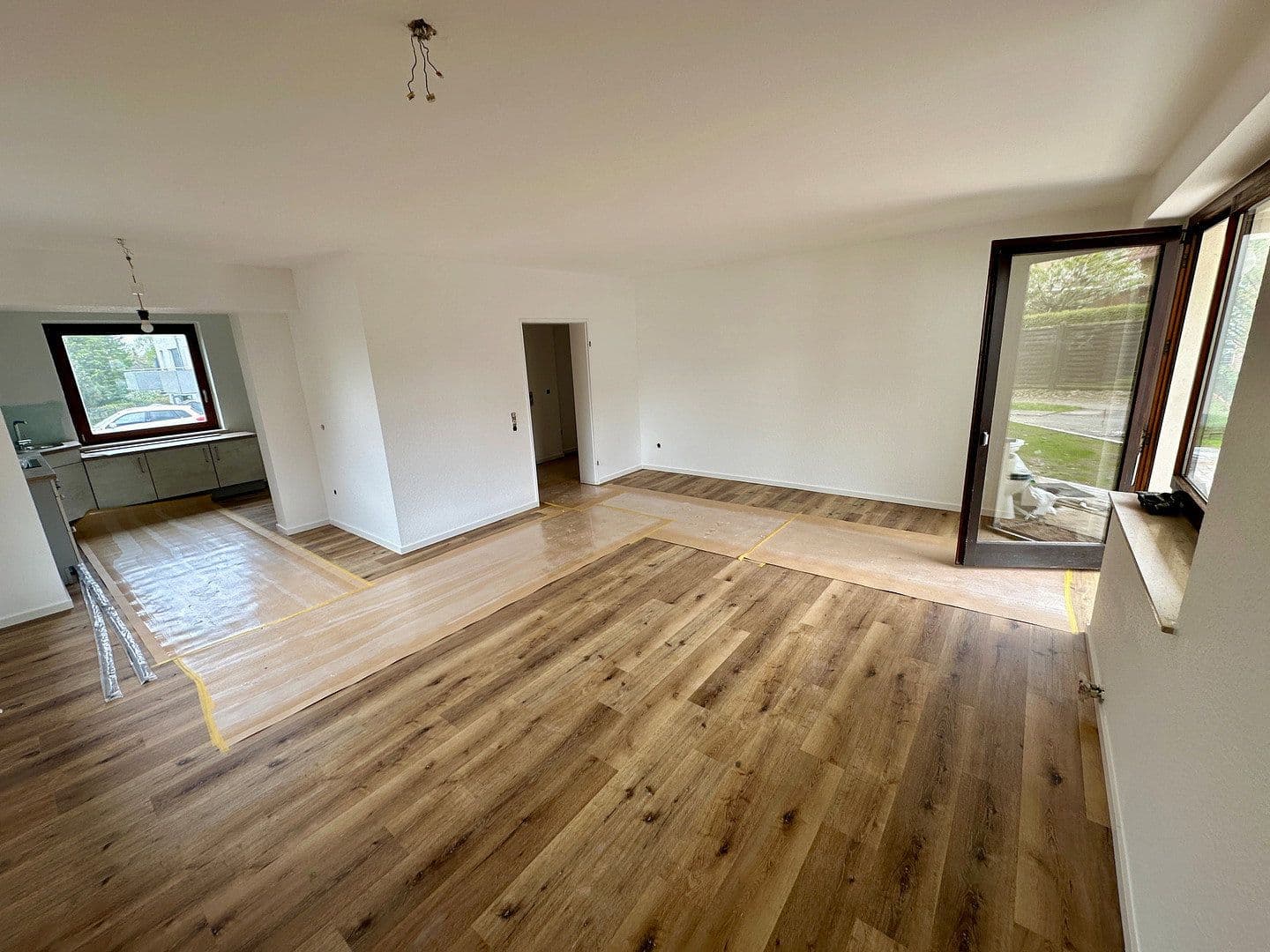 Prenájom bytu 4-izbový 107 m², Wunstorf, Dolné Sasko Prenájom bytu 4-izbový 107 m², Wunstorf, Dolné Sasko
