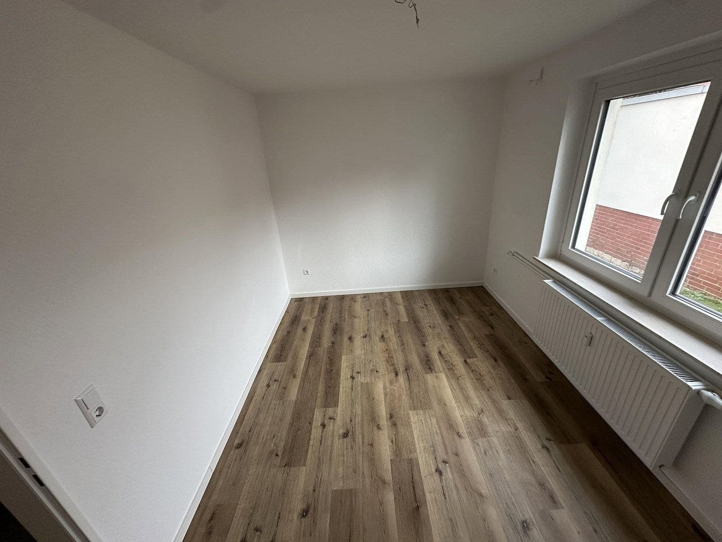 Prenájom bytu 4-izbový 107 m², Wunstorf, Dolné Sasko Prenájom bytu 4-izbový 107 m², Wunstorf, Dolné Sasko