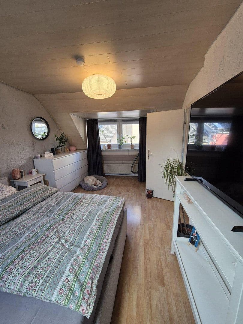 Prenájom domu 75 m², pozemek 110 m², Frechen, Severné Porýnie - Westfálsko Prenájom domu 75 m², pozemek 110 m², Frechen, Severné Porýnie - Westfálsko