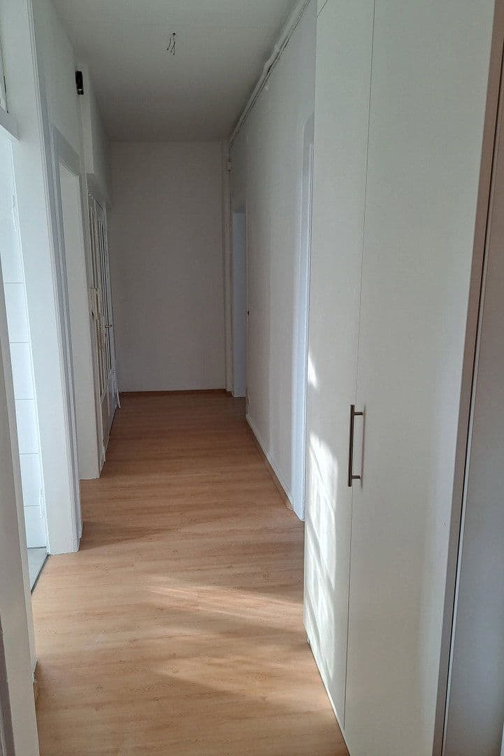 Prenájom bytu 3-izbový 73 m², Erlanger Str. 22, Fürth, Bavorsko Prenájom bytu 3-izbový 73 m², Erlanger Str. 22, Fürth, Bavorsko