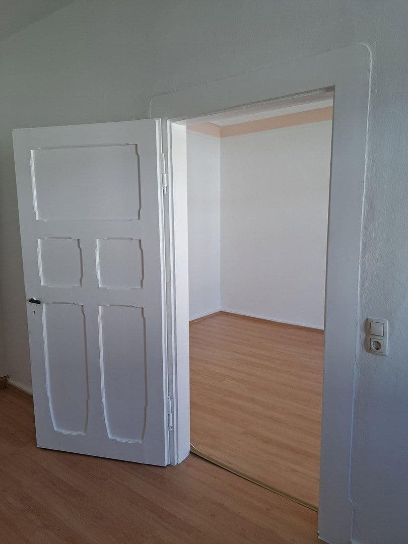 Prenájom bytu 3-izbový 73 m², Erlanger Str. 22, Fürth, Bavorsko Prenájom bytu 3-izbový 73 m², Erlanger Str. 22, Fürth, Bavorsko