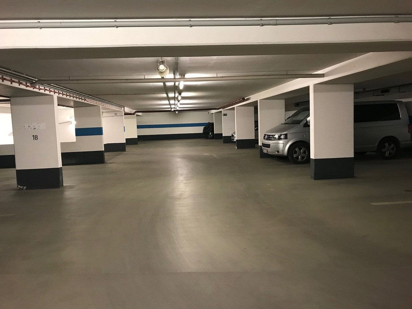 Prenájom garáže, Kleine Alexanderstraße 10, Berlin, Berlín Prenájom garáže, Kleine Alexanderstraße 10, Berlin, Berlín