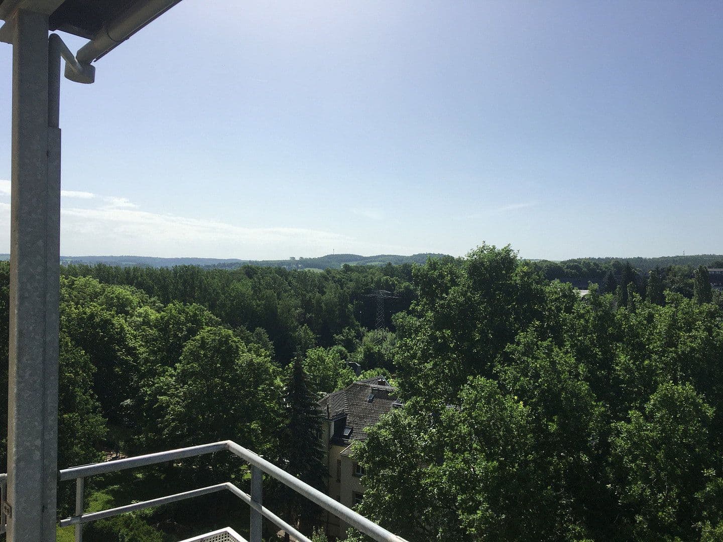 Prenájom bytu 3-izbový 71 m², Kurt Schneider Str. 22, Chemnitz, Sasko Prenájom bytu 3-izbový 71 m², Kurt Schneider Str. 22, Chemnitz, Sasko