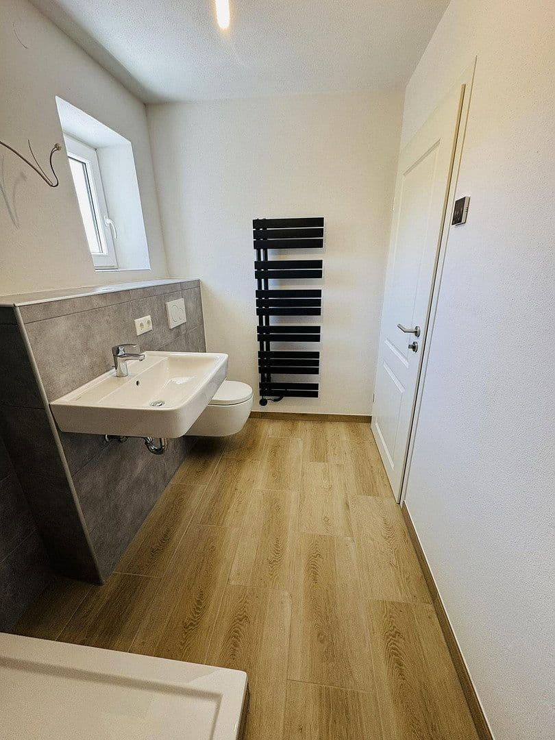 Predaj domu 180 m², pozemek 357 m², Bechhofen, Bavorsko Predaj domu 180 m², pozemek 357 m², Bechhofen, Bavorsko