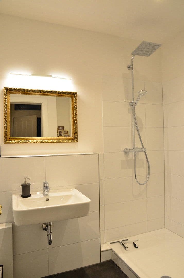 Prenájom bytu 2-izbový 84 m², Renzstrasse 1, Mannheim, Bádensko-Wurttembersko Prenájom bytu 2-izbový 84 m², Renzstrasse 1, Mannheim, Bádensko-Wurttembersko