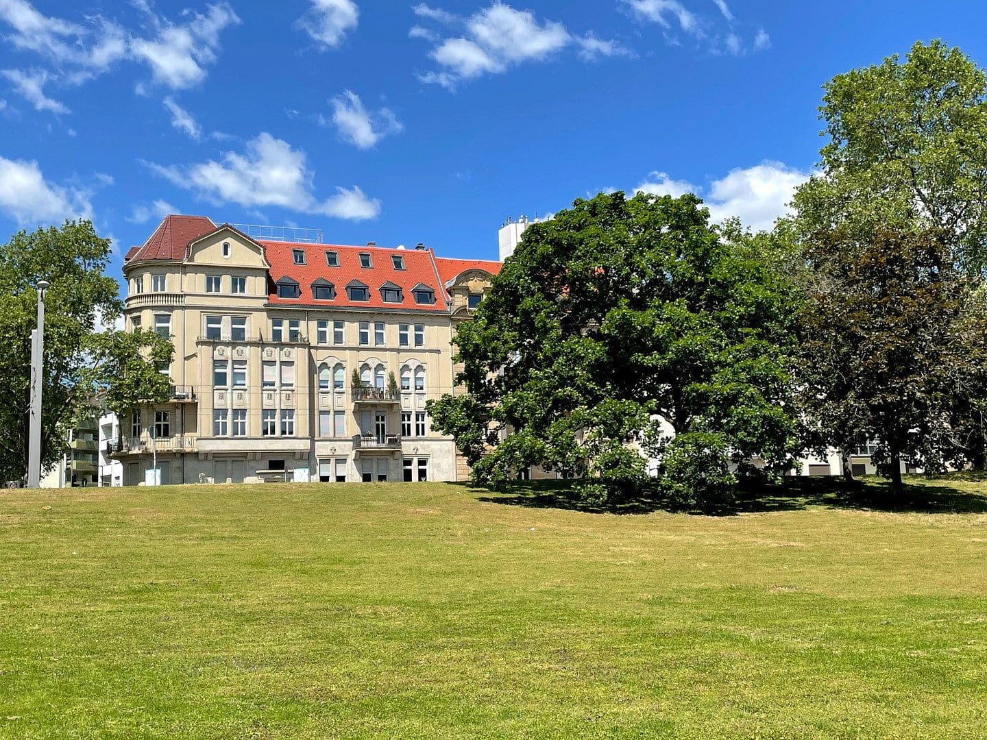 Prenájom bytu 2-izbový 84 m², Renzstrasse 1, Mannheim, Bádensko-Wurttembersko Prenájom bytu 2-izbový 84 m², Renzstrasse 1, Mannheim, Bádensko-Wurttembersko