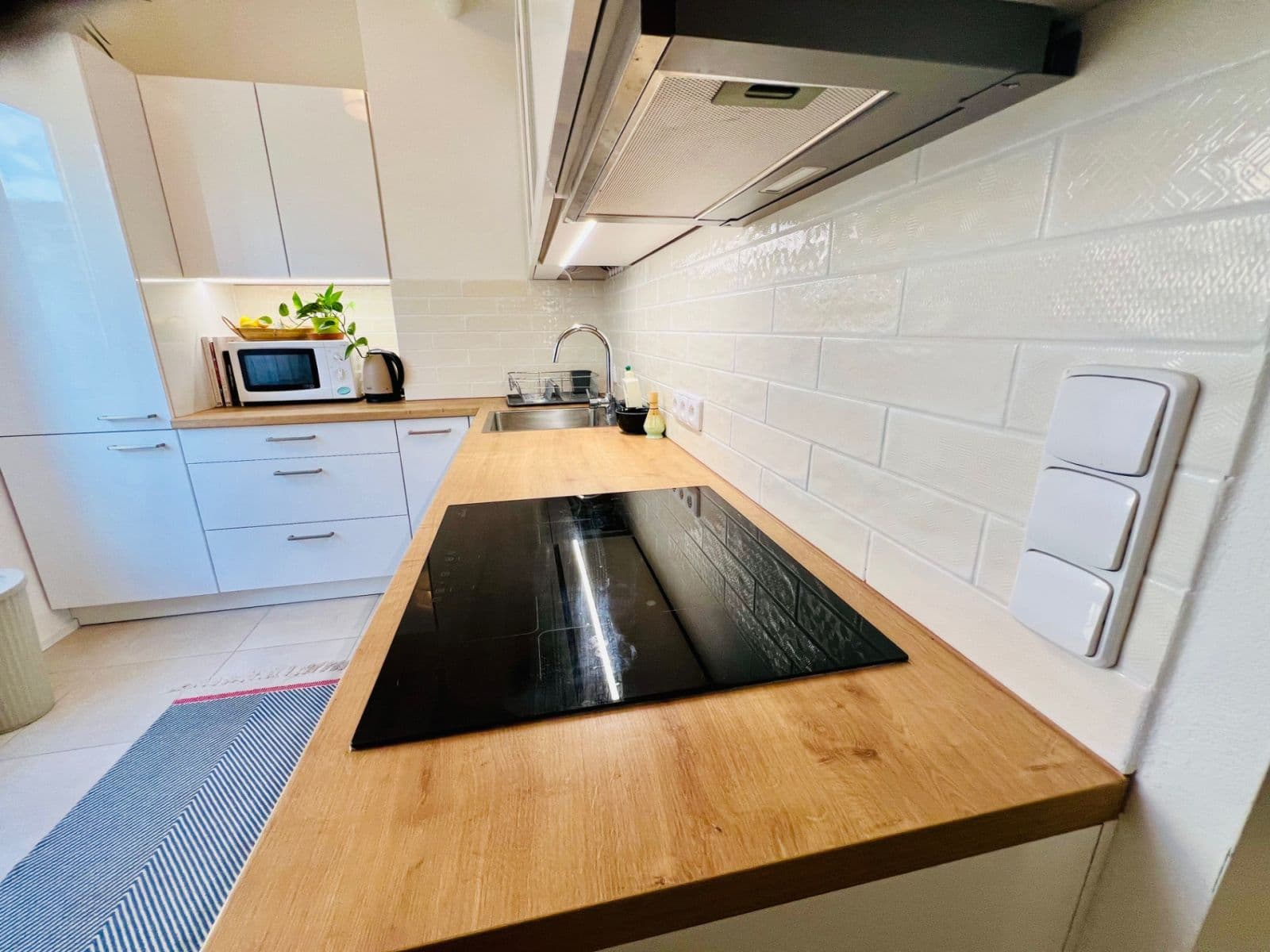 Prenájom bytu 2-izbový 51 m², Na Královkách, Kuřim, Jihomoravský kraj Prenájom bytu 2-izbový 51 m², Na Královkách, Kuřim, Jihomoravský kraj