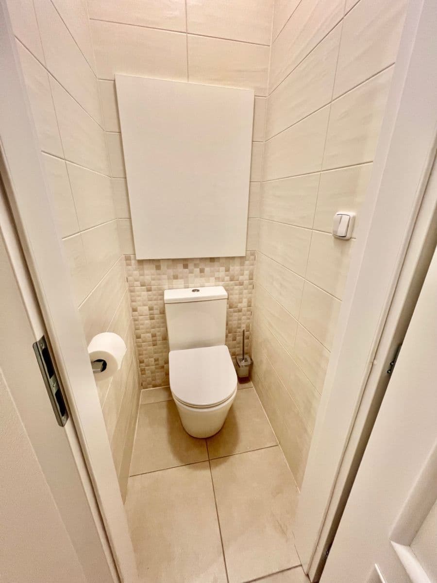 Prenájom bytu 2-izbový 51 m², Na Královkách, Kuřim, Jihomoravský kraj Prenájom bytu 2-izbový 51 m², Na Královkách, Kuřim, Jihomoravský kraj