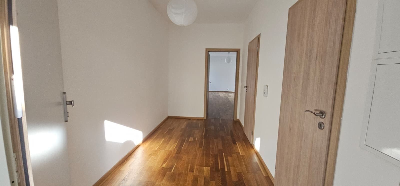 Prenájom bytu 2-izbový 63 m², Žitenická, Praha, Praha Prenájom bytu 2-izbový 63 m², Žitenická, Praha, Praha