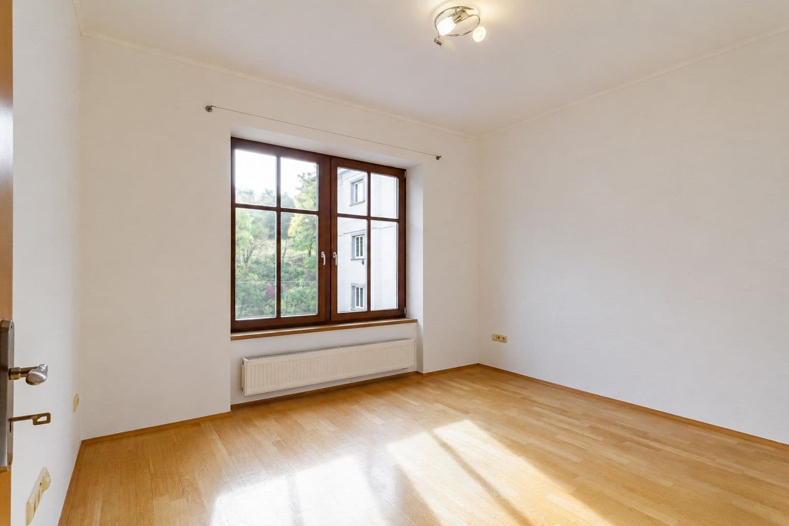 Prenájom bytu 3-izbový 82 m², Za Strahovem, Praha, Praha Prenájom bytu 3-izbový 82 m², Za Strahovem, Praha, Praha