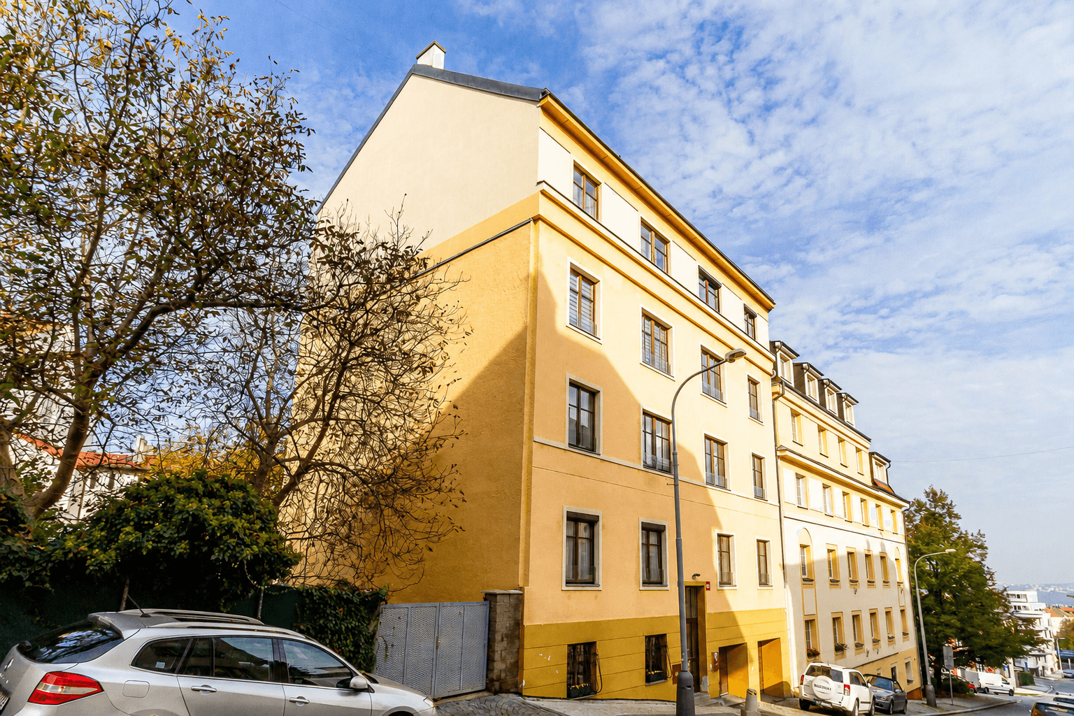 Prenájom bytu 3-izbový 82 m², Za Strahovem, Praha, Praha Prenájom bytu 3-izbový 82 m², Za Strahovem, Praha, Praha