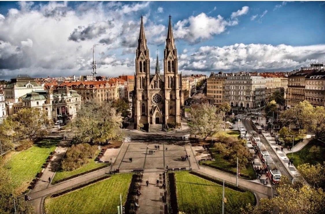 Prenájom bytu 4-izbový 20 m², Londýnská, Praha, Praha Prenájom bytu 4-izbový 20 m², Londýnská, Praha, Praha
