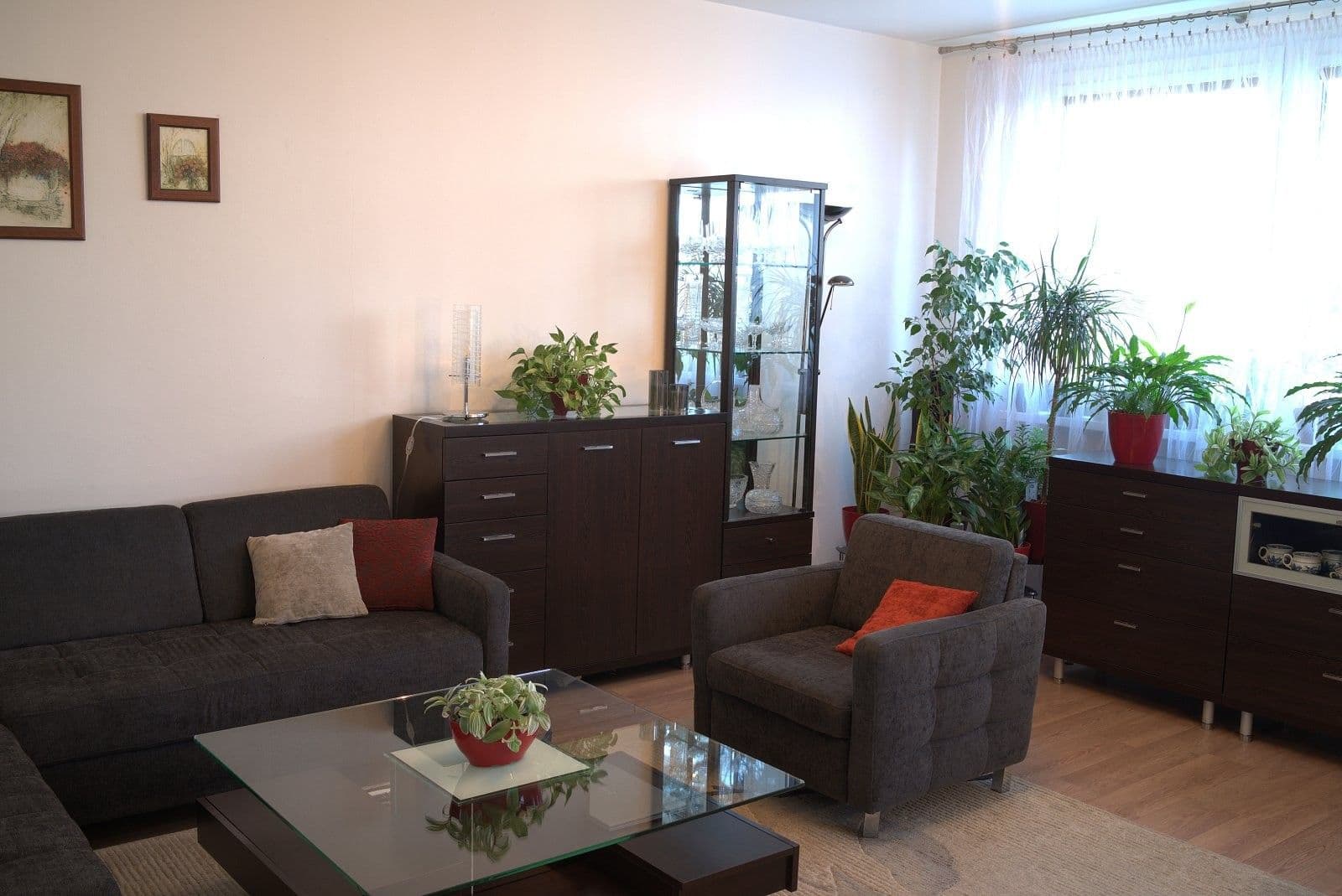 Prenájom bytu 4-izbový 82 m², Polabská, Praha, Praha Prenájom bytu 4-izbový 82 m², Polabská, Praha, Praha