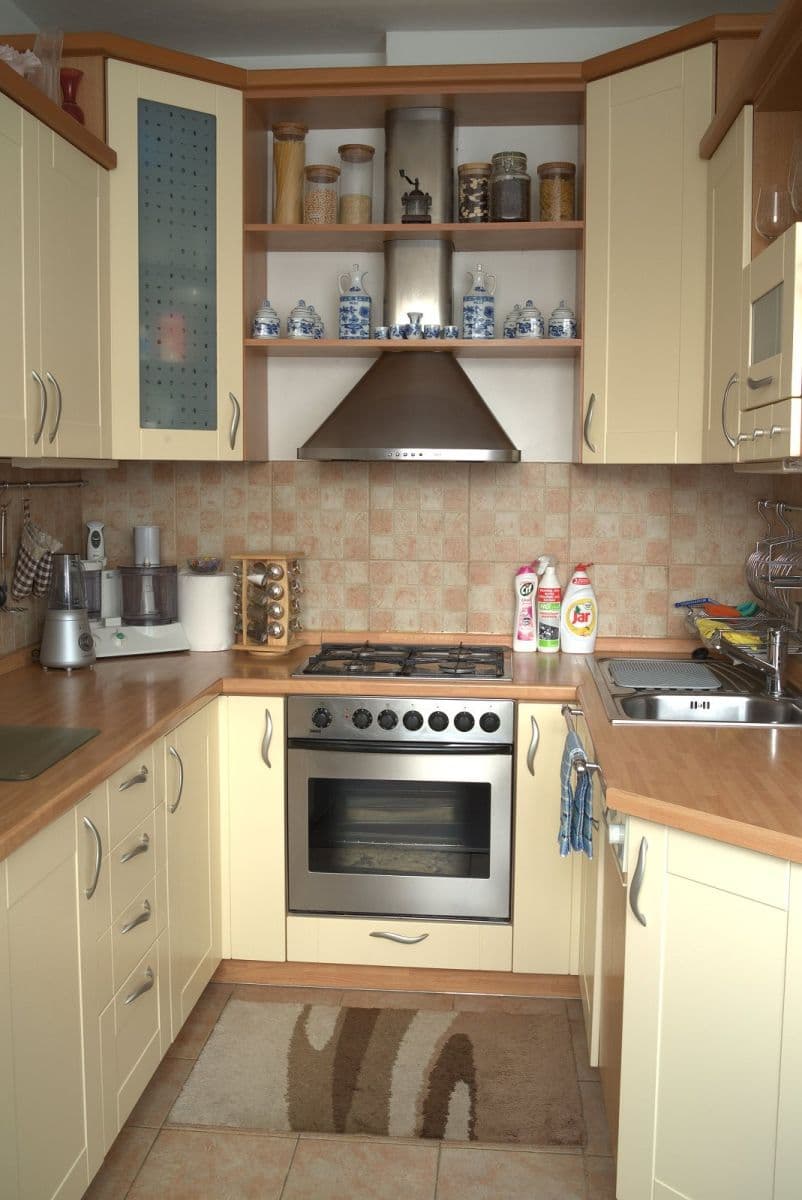 Prenájom bytu 4-izbový 82 m², Polabská, Praha, Praha Prenájom bytu 4-izbový 82 m², Polabská, Praha, Praha