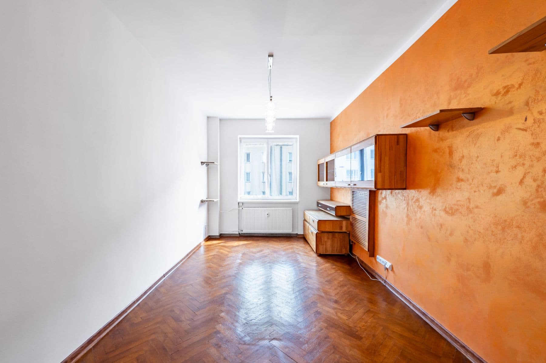 Prenájom bytu 3-izbový 80 m², Bělohorská, Praha, Praha Prenájom bytu 3-izbový 80 m², Bělohorská, Praha, Praha