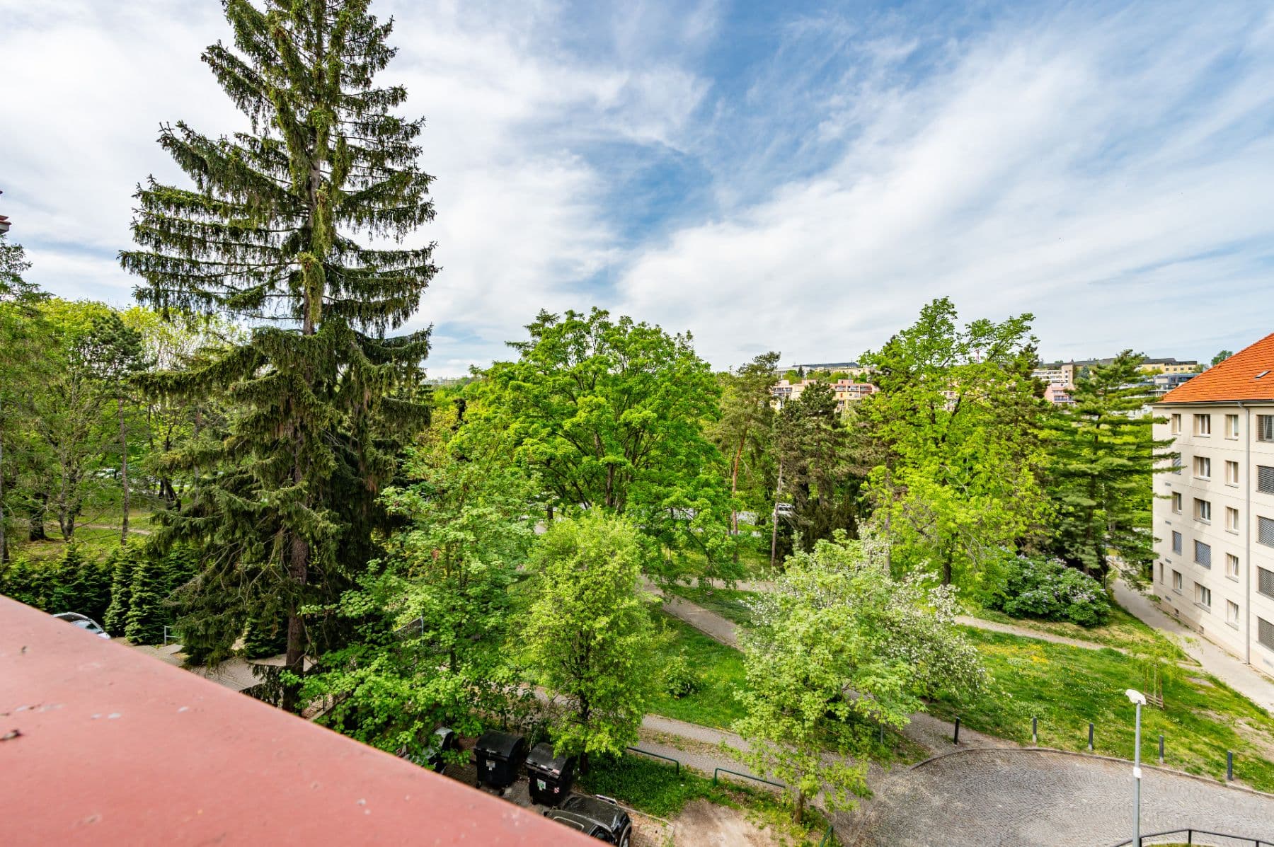 Prenájom bytu 3-izbový 80 m², Bělohorská, Praha, Praha Prenájom bytu 3-izbový 80 m², Bělohorská, Praha, Praha