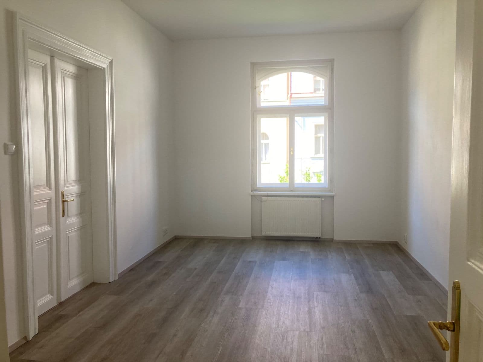 Prenájom bytu 2-izbový 78 m², Lužická, Praha, Praha Prenájom bytu 2-izbový 78 m², Lužická, Praha, Praha