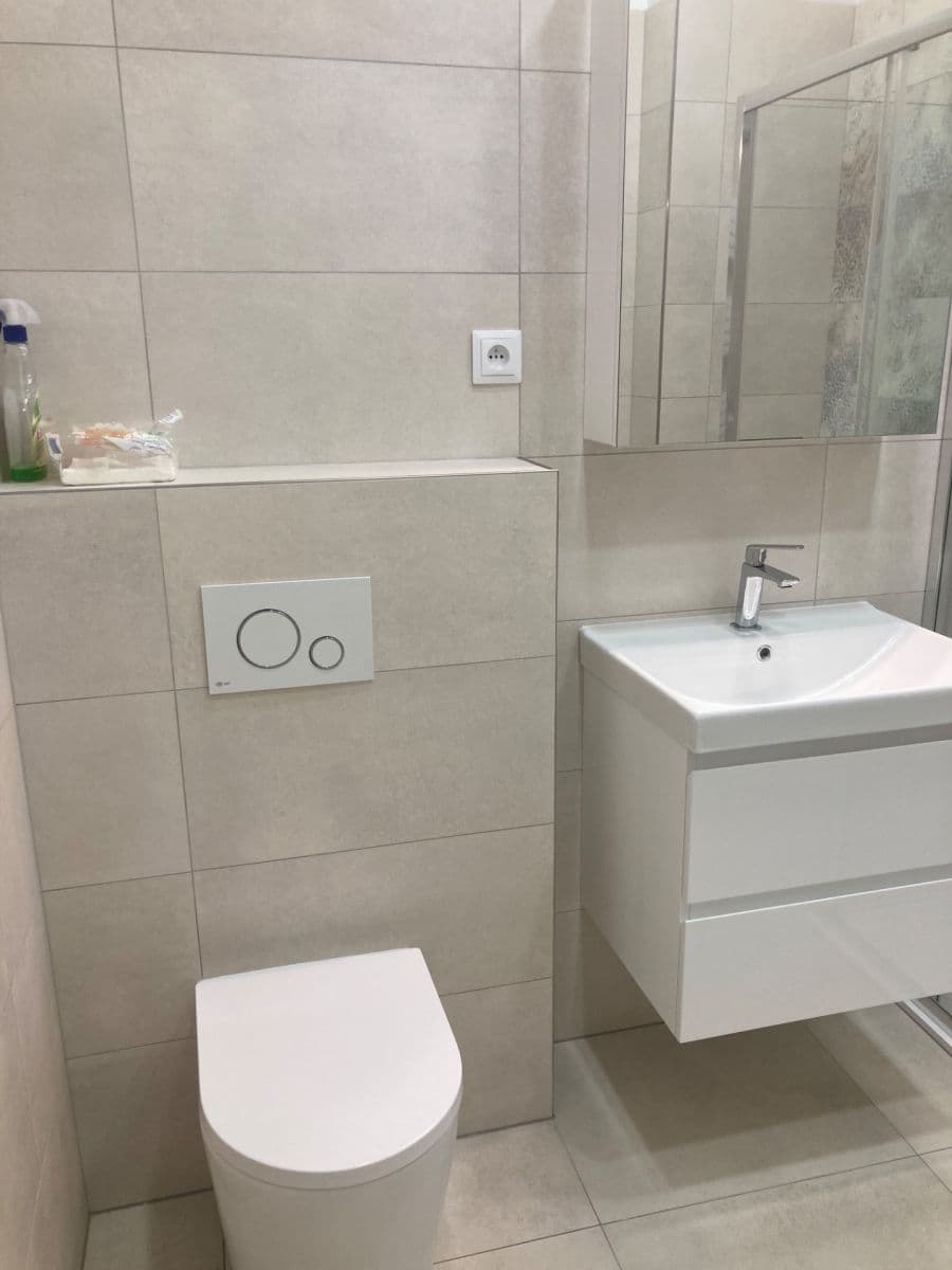 Prenájom bytu 2-izbový 78 m², Lužická, Praha, Praha Prenájom bytu 2-izbový 78 m², Lužická, Praha, Praha