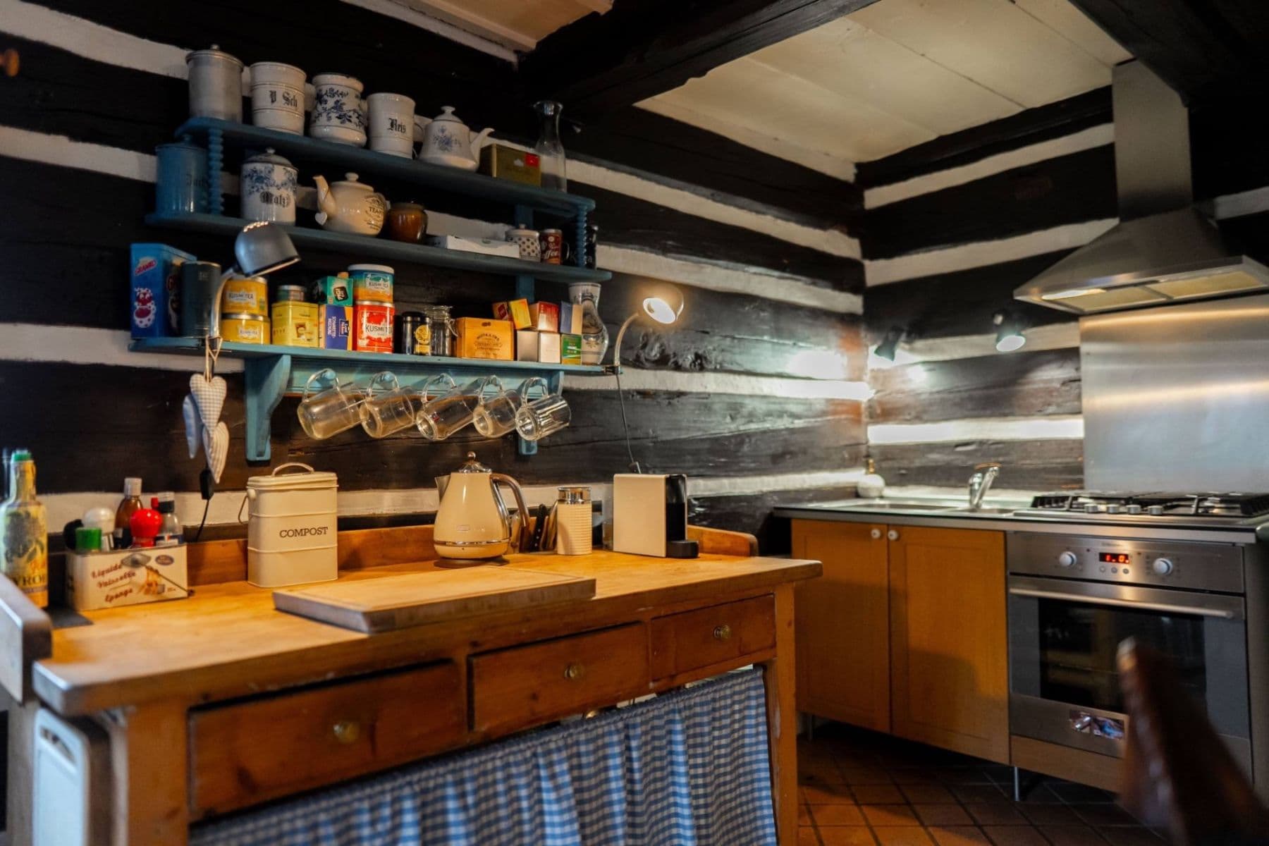 Predaj rekreačného objektu 100 m², pozemek 831 m², Kořenov, Liberecký kraj Predaj rekreačného objektu 100 m², pozemek 831 m², Kořenov, Liberecký kraj