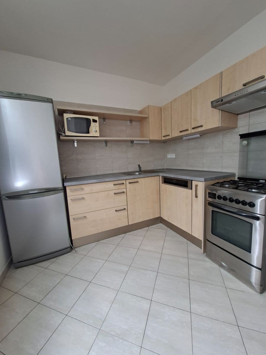 Prenájom bytu 2-izbový 53 m², Krhanická, Praha, Praha Prenájom bytu 2-izbový 53 m², Krhanická, Praha, Praha