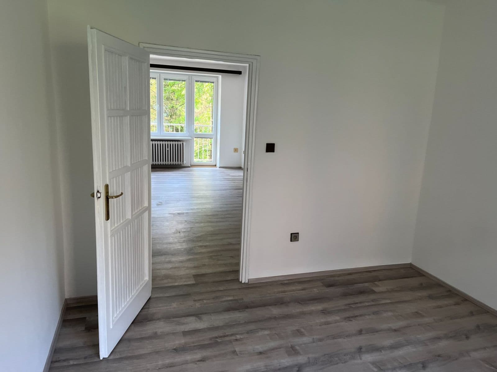 Prenájom bytu 2-izbový 55 m², Slovenského národního povstání, Liberec, Liberecký kraj Prenájom bytu 2-izbový 55 m², Slovenského národního povstání, Liberec, Liberecký kraj