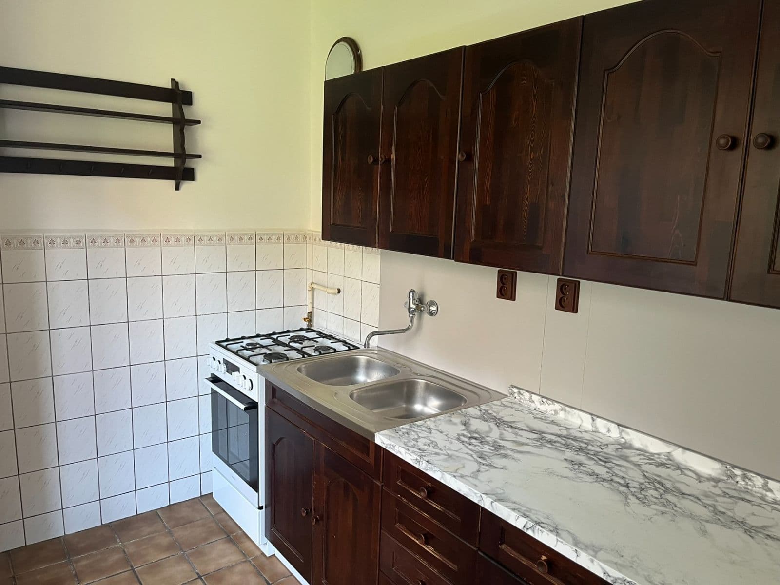 Prenájom bytu 2-izbový 55 m², Slovenského národního povstání, Liberec, Liberecký kraj Prenájom bytu 2-izbový 55 m², Slovenského národního povstání, Liberec, Liberecký kraj
