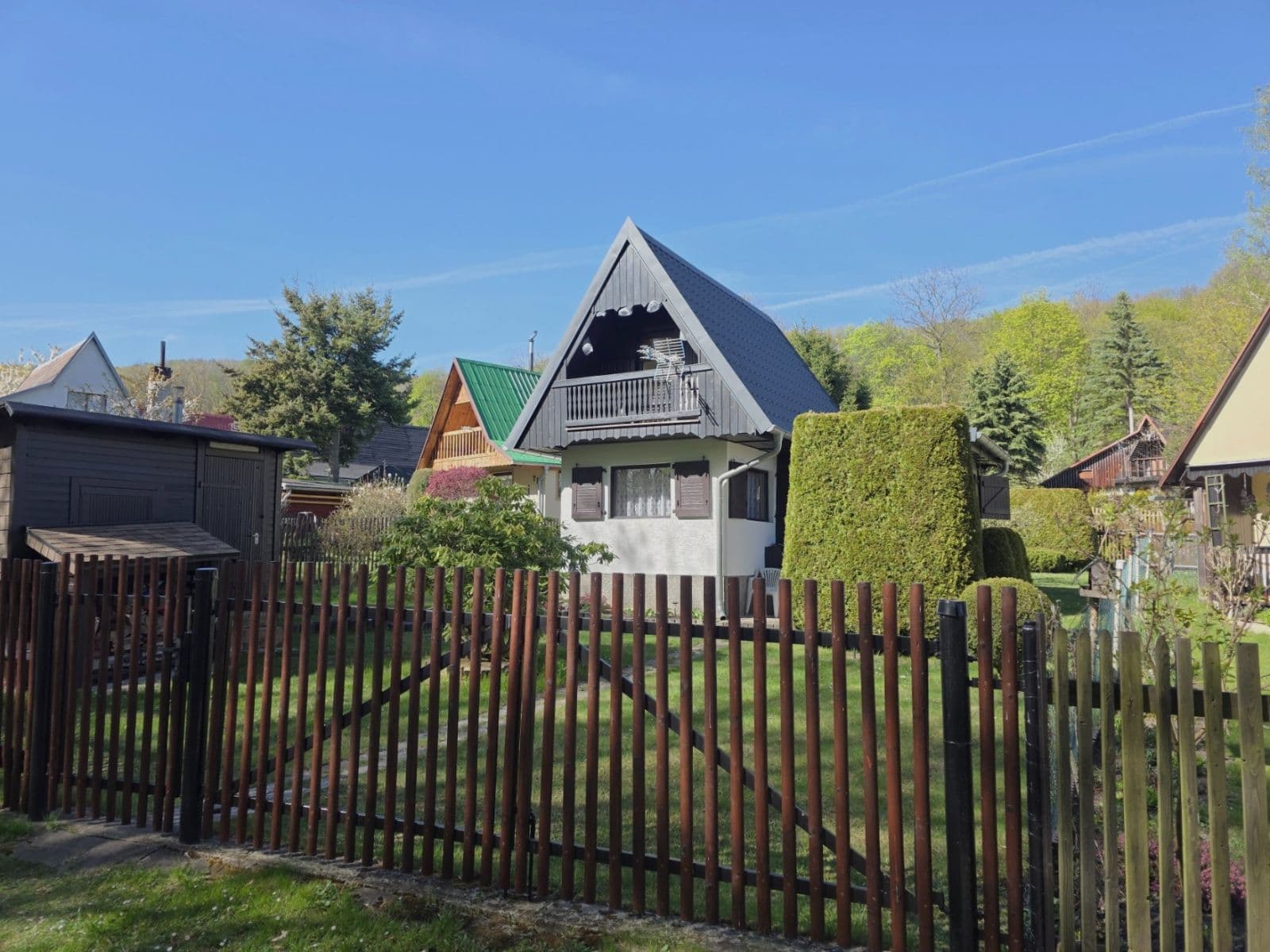 Predaj rekreačného objektu 44 m², pozemek 352 m², Třešňová, Krupka, Ústecký kraj Predaj rekreačného objektu 44 m², pozemek 352 m², Třešňová, Krupka, Ústecký kraj