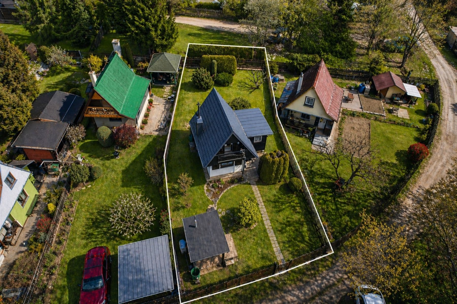 Predaj rekreačného objektu 44 m², pozemek 352 m², Třešňová, Krupka, Ústecký kraj Predaj rekreačného objektu 44 m², pozemek 352 m², Třešňová, Krupka, Ústecký kraj