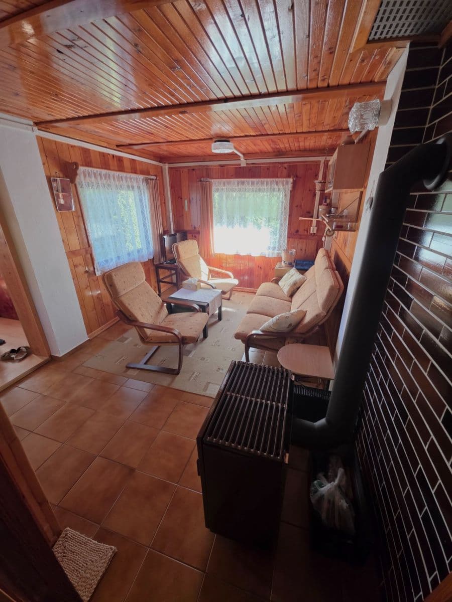 Predaj rekreačného objektu 44 m², pozemek 352 m², Třešňová, Krupka, Ústecký kraj Predaj rekreačného objektu 44 m², pozemek 352 m², Třešňová, Krupka, Ústecký kraj
