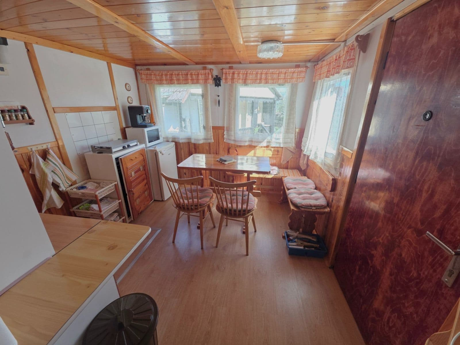 Predaj rekreačného objektu 44 m², pozemek 352 m², Třešňová, Krupka, Ústecký kraj Predaj rekreačného objektu 44 m², pozemek 352 m², Třešňová, Krupka, Ústecký kraj