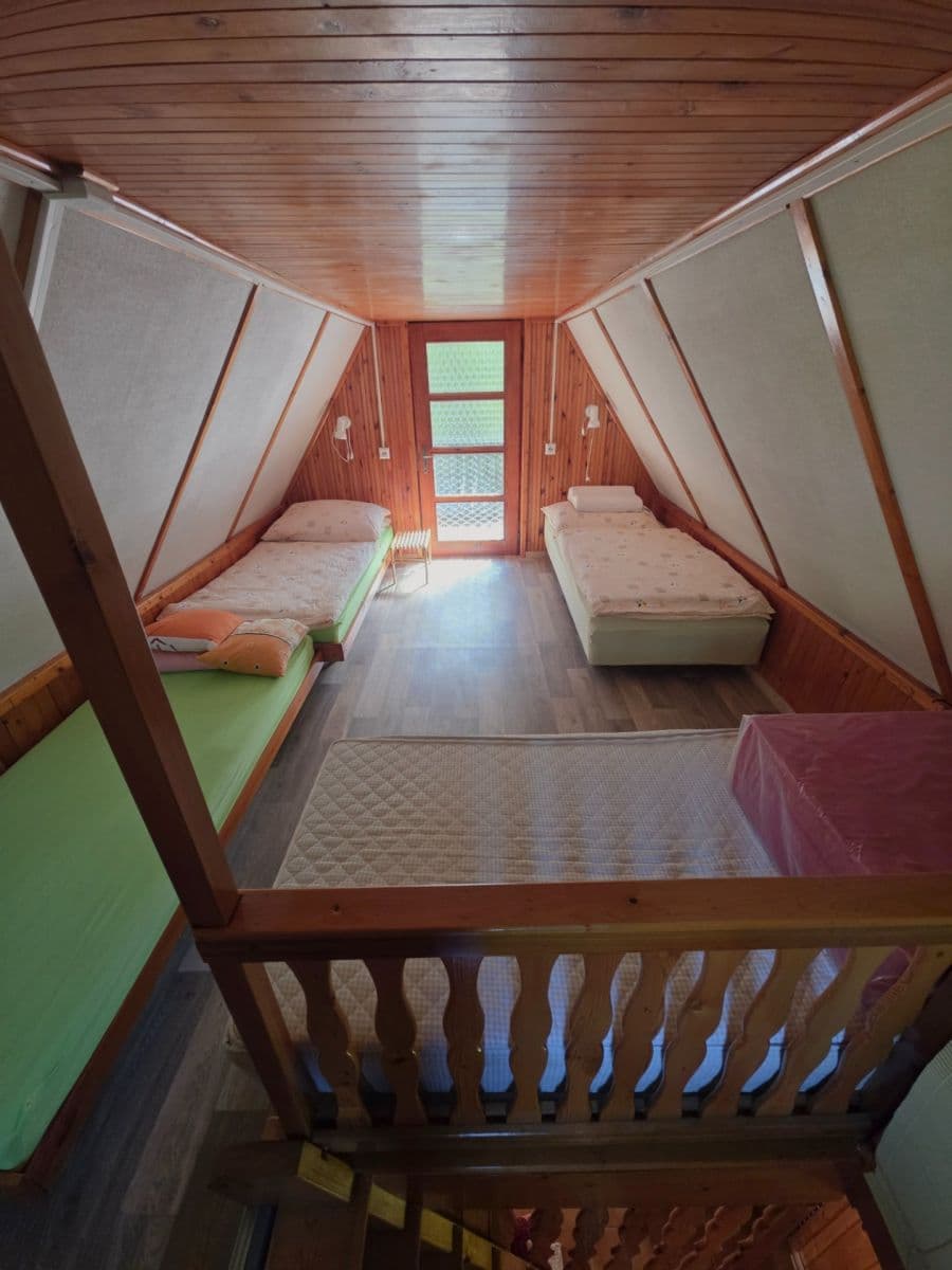 Predaj rekreačného objektu 44 m², pozemek 352 m², Třešňová, Krupka, Ústecký kraj Predaj rekreačného objektu 44 m², pozemek 352 m², Třešňová, Krupka, Ústecký kraj