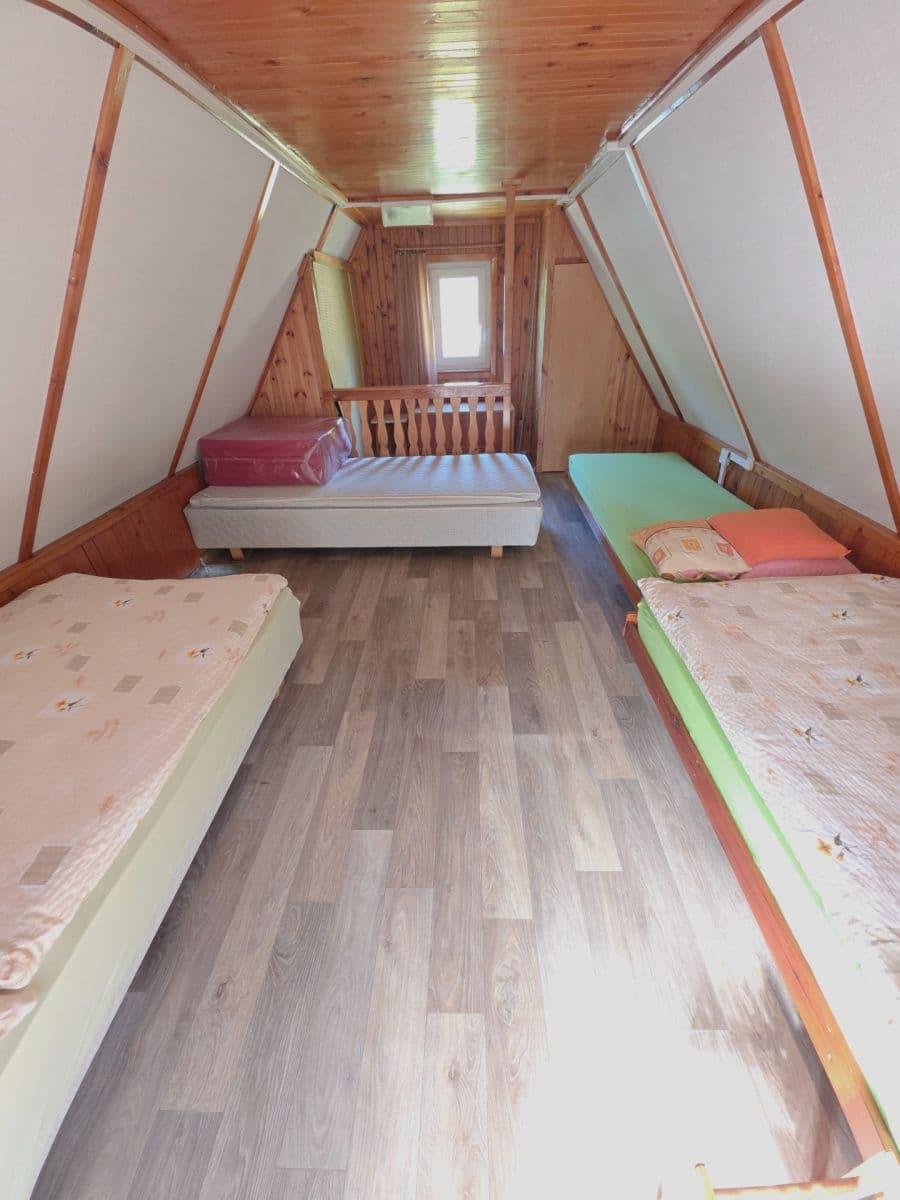 Predaj rekreačného objektu 44 m², pozemek 352 m², Třešňová, Krupka, Ústecký kraj Predaj rekreačného objektu 44 m², pozemek 352 m², Třešňová, Krupka, Ústecký kraj