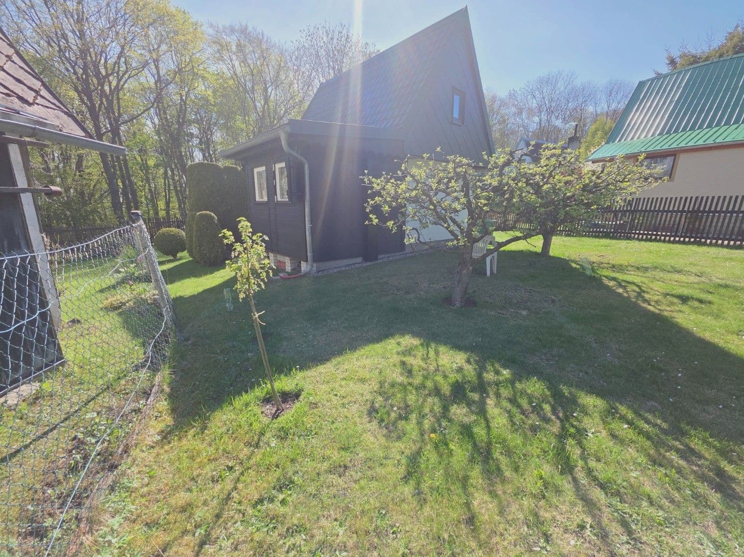 Predaj rekreačného objektu 44 m², pozemek 352 m², Třešňová, Krupka, Ústecký kraj Predaj rekreačného objektu 44 m², pozemek 352 m², Třešňová, Krupka, Ústecký kraj
