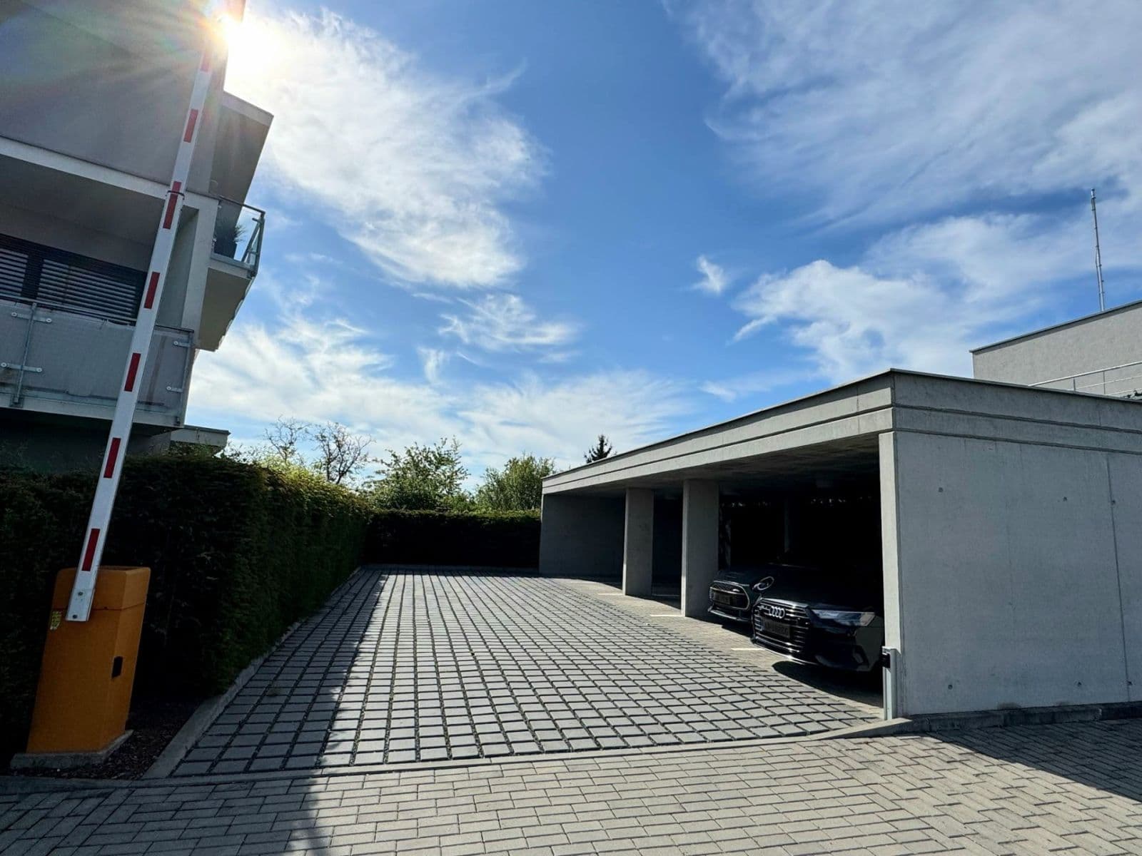 Predaj garáže 15 m², Menšíkova, Brno, Jihomoravský kraj Predaj garáže 15 m², Menšíkova, Brno, Jihomoravský kraj
