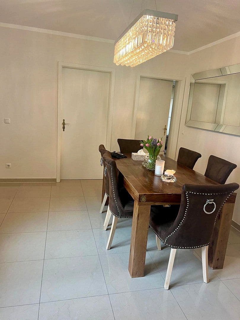 Prenájom bytu 3-izbový 85 m², Preziosastraße 5a, München, Bavorsko Prenájom bytu 3-izbový 85 m², Preziosastraße 5a, München, Bavorsko