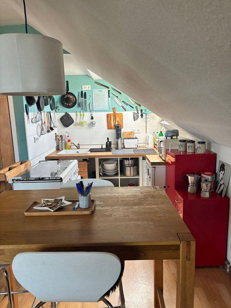 Prenájom bytu 2-izbový 44 m², Heidestr. 172, Köln, Severné Porýnie - Westfálsko Prenájom bytu 2-izbový 44 m², Heidestr. 172, Köln, Severné Porýnie - Westfálsko