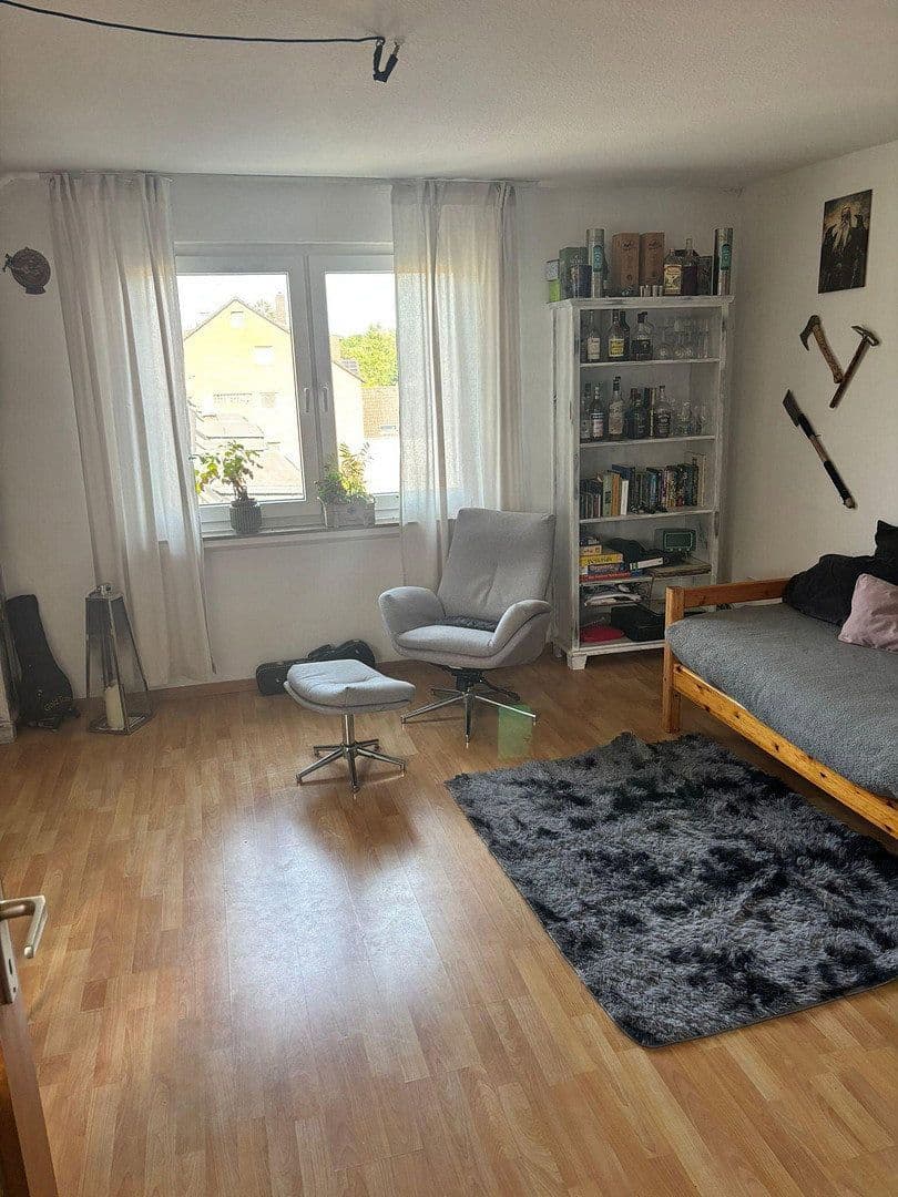 Prenájom bytu 2-izbový 44 m², Heidestr. 172, Köln, Severné Porýnie - Westfálsko Prenájom bytu 2-izbový 44 m², Heidestr. 172, Köln, Severné Porýnie - Westfálsko