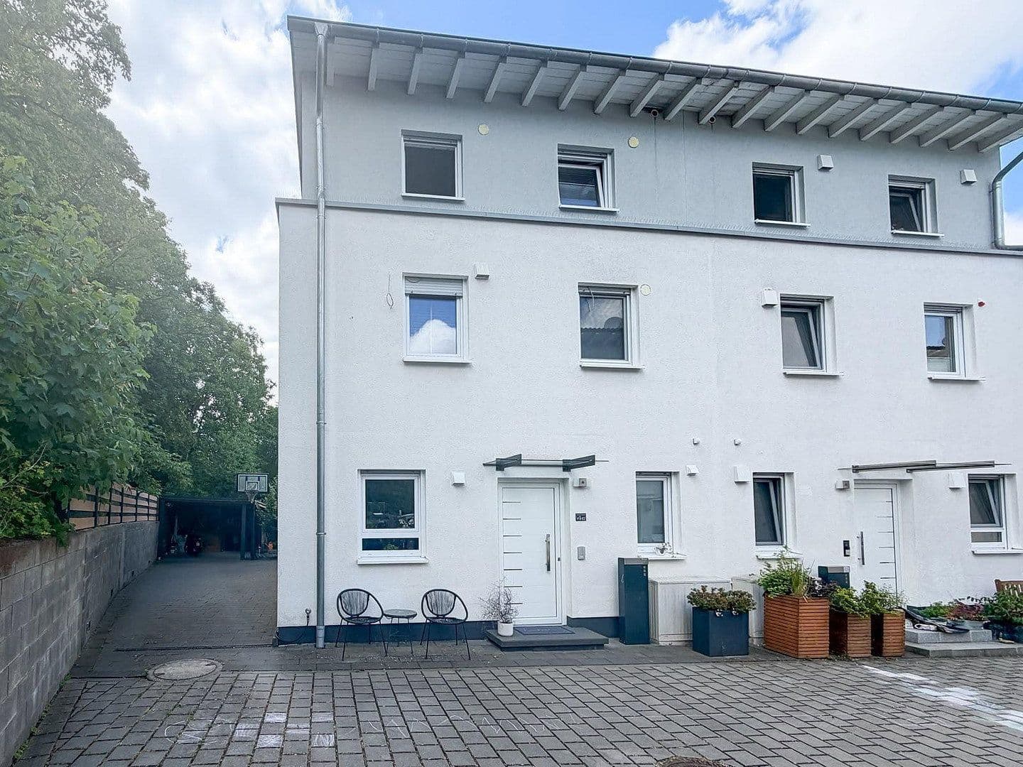 Predaj domu 152 m², pozemok 222 m², Nieder-Olm, Porýnie-Falcko Predaj domu 152 m², pozemok 222 m², Nieder-Olm, Porýnie-Falcko