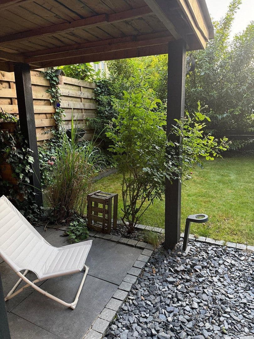 Predaj domu 152 m², pozemek 264 m², Nieder-Olm, Porýnie-Falcko Predaj domu 152 m², pozemek 264 m², Nieder-Olm, Porýnie-Falcko