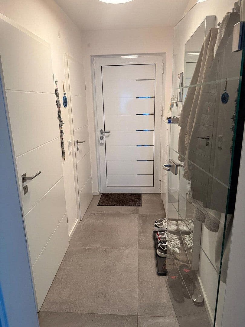 Predaj domu 152 m², pozemek 264 m², Nieder-Olm, Porýnie-Falcko Predaj domu 152 m², pozemek 264 m², Nieder-Olm, Porýnie-Falcko