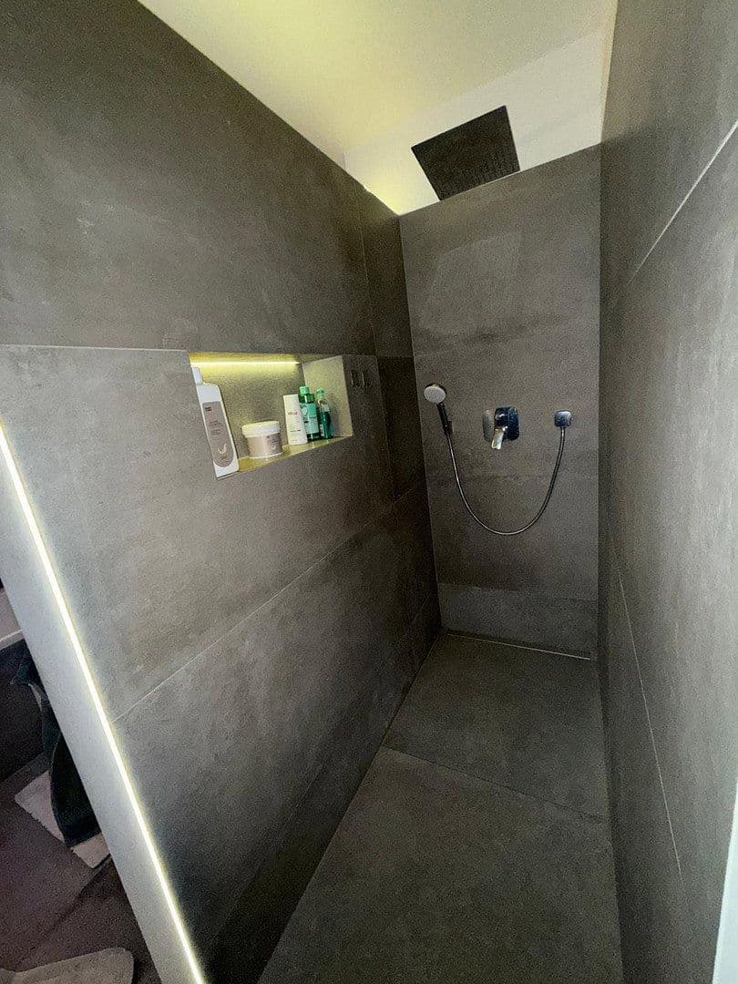 Predaj domu 152 m², pozemek 264 m², Nieder-Olm, Porýnie-Falcko Predaj domu 152 m², pozemek 264 m², Nieder-Olm, Porýnie-Falcko